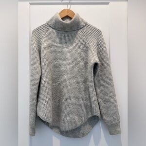 Kuhl Sienna Women’s Oatmeal Heather Turtleneck Sweater
